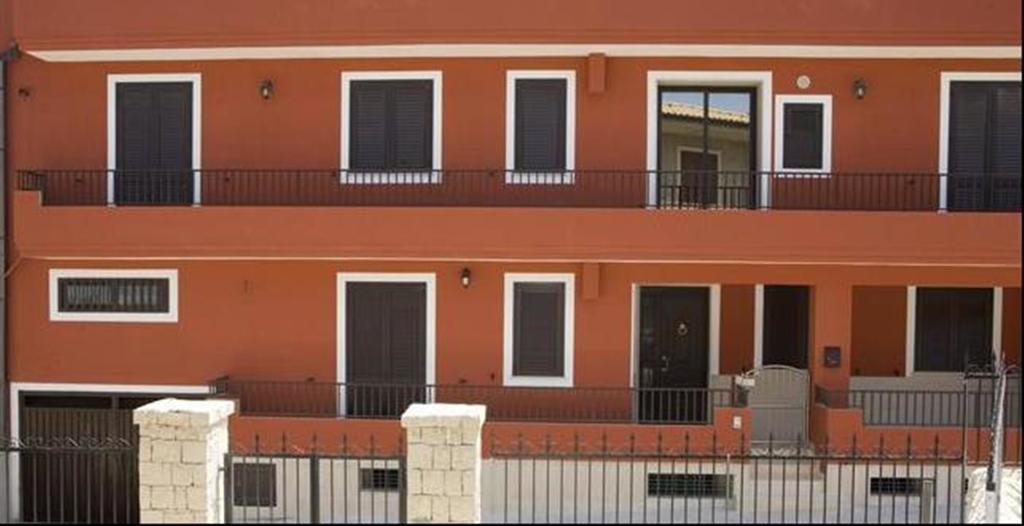 B&B Alloggi Buonasera Pozzallo Ruang foto